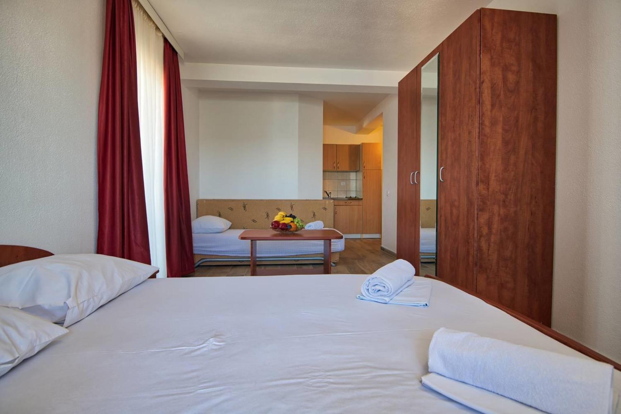 Apartments Bona Neum Pokoj fotografie