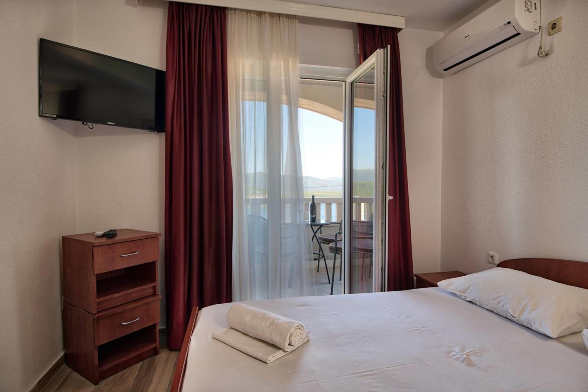 Apartments Bona Neum Pokoj fotografie